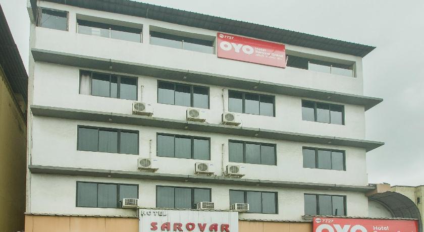 Oyo Hotel Sarovar Grand Kalamboli Luaran gambar